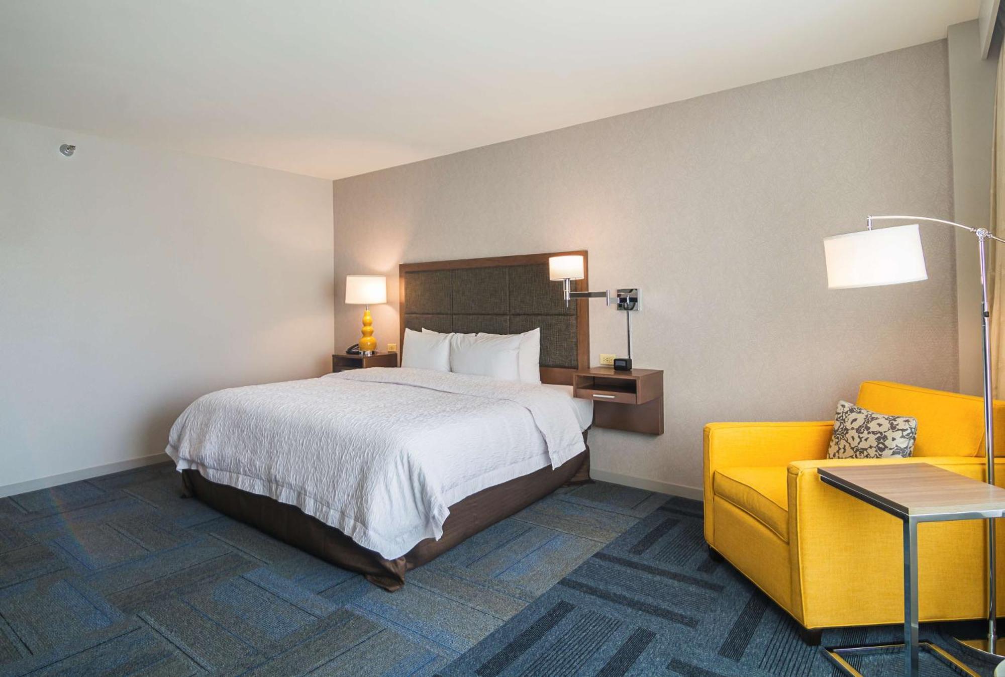 Hampton Inn Chicago North-Loyola Station, Il Exteriör bild