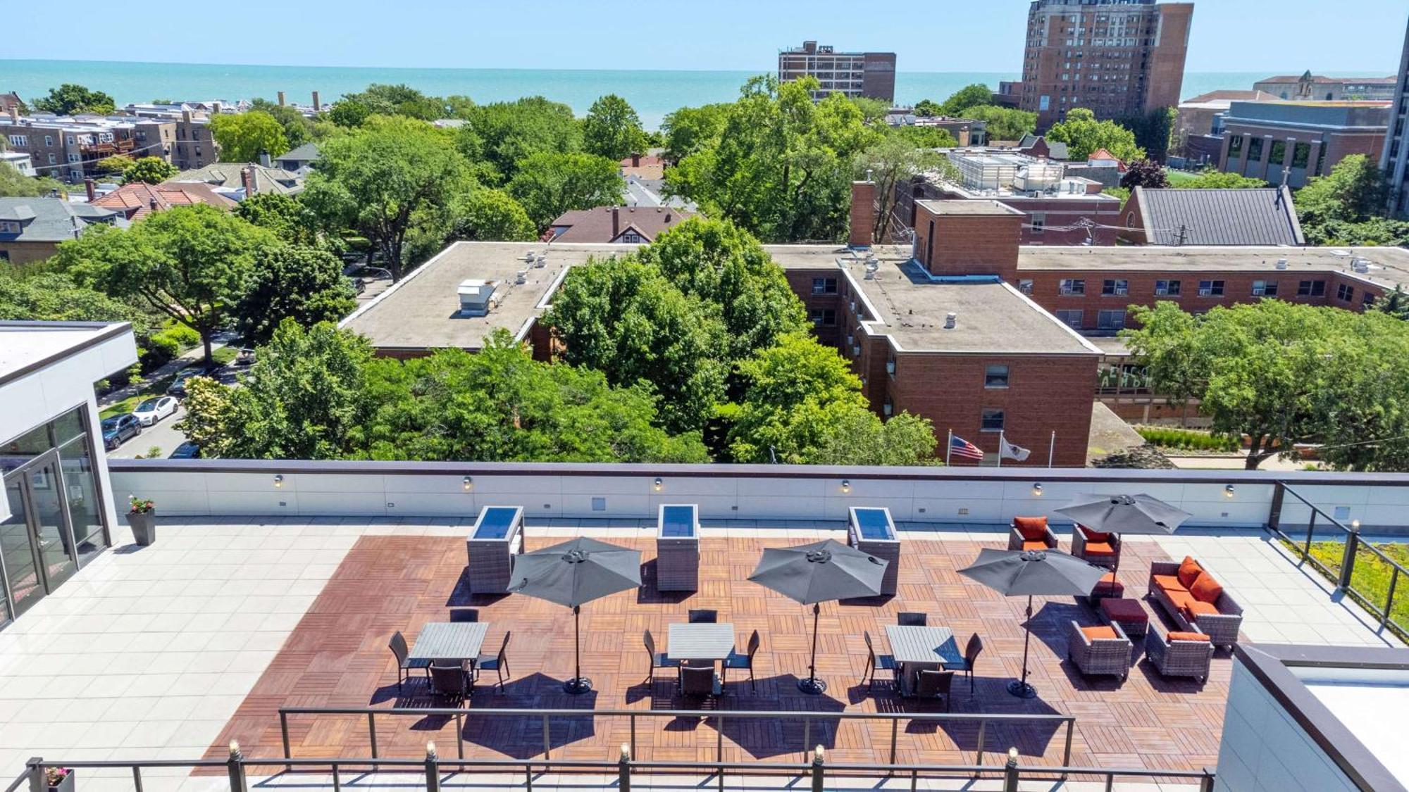 Hampton Inn Chicago North-Loyola Station, Il Exteriör bild